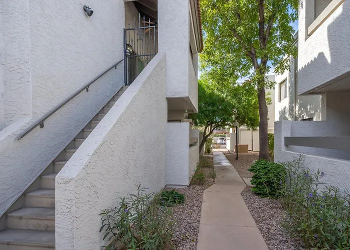 Old Town Southwest Style 2br With Pool And Hot Tub * Scottsdale